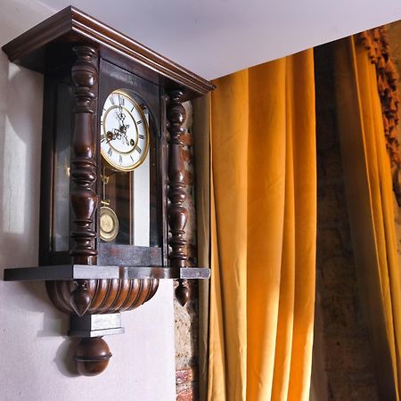 Carlito'S House- Un'Intera Casa Al Centro Storico Lejlighed Napoli Eksteriør billede