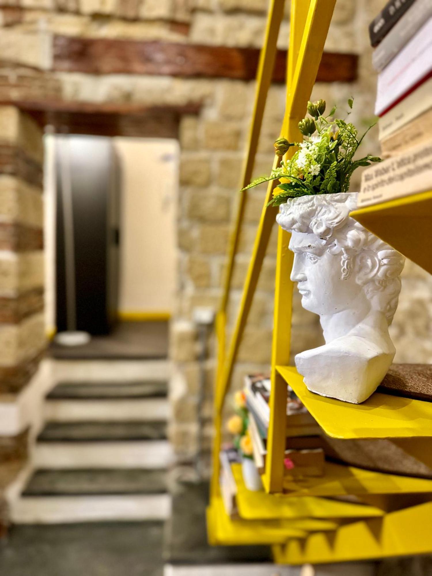 Carlito'S House- Un'Intera Casa Al Centro Storico Lejlighed Napoli Eksteriør billede