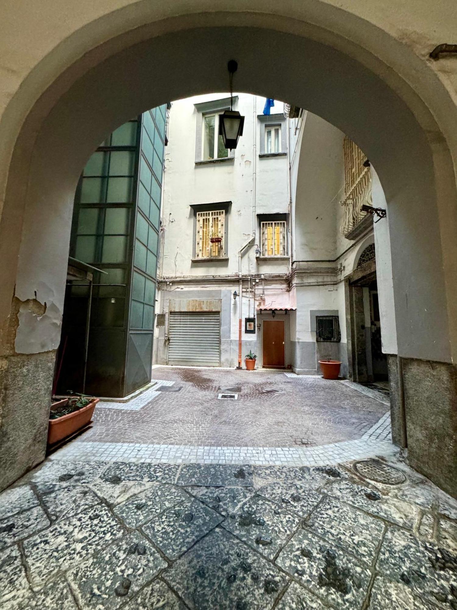 Carlito'S House- Un'Intera Casa Al Centro Storico Lejlighed Napoli Eksteriør billede